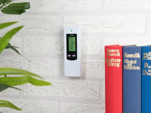 Revolt Thermostat Funk:Steckdosen-Thermostat Mit Mobiler Steuereinheit Für Heiz- & Klimagerät 10